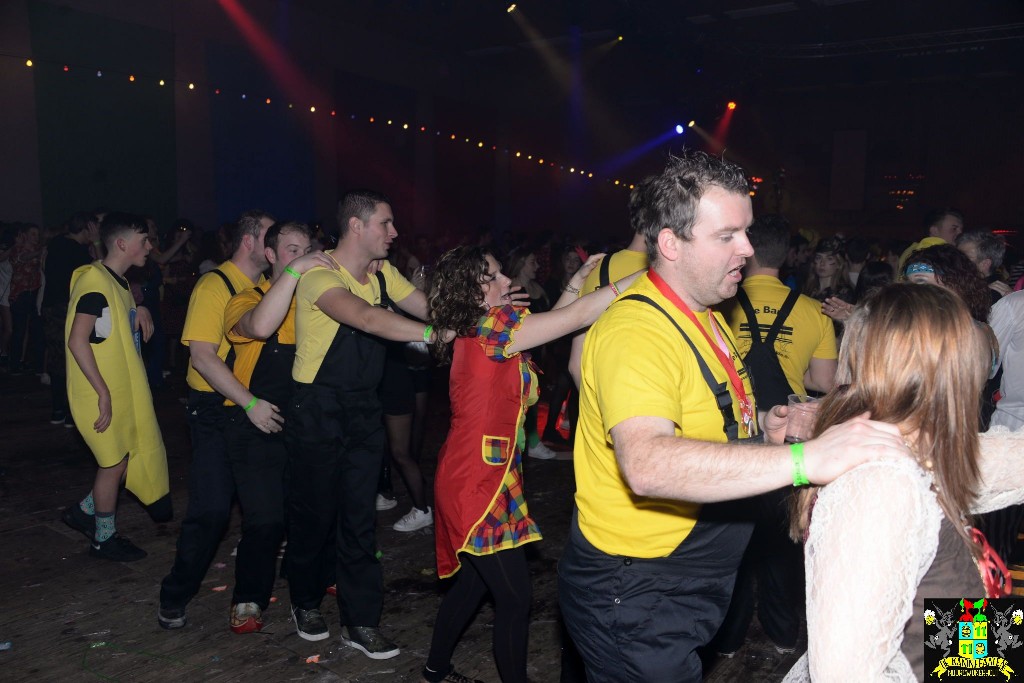../Images/Het Opwarmbal 287.jpg